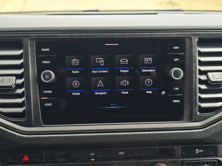 Vehicle Image 28