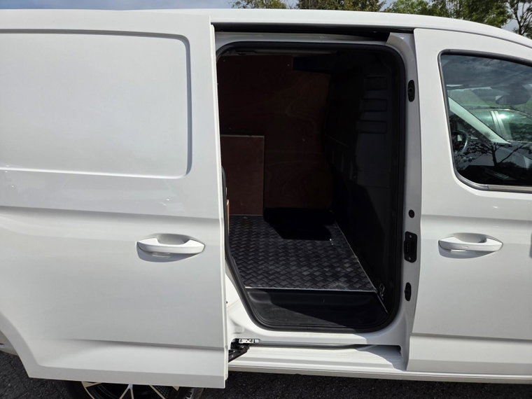 Vehicle Image 39