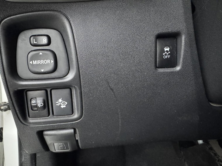 Vehicle Image 29