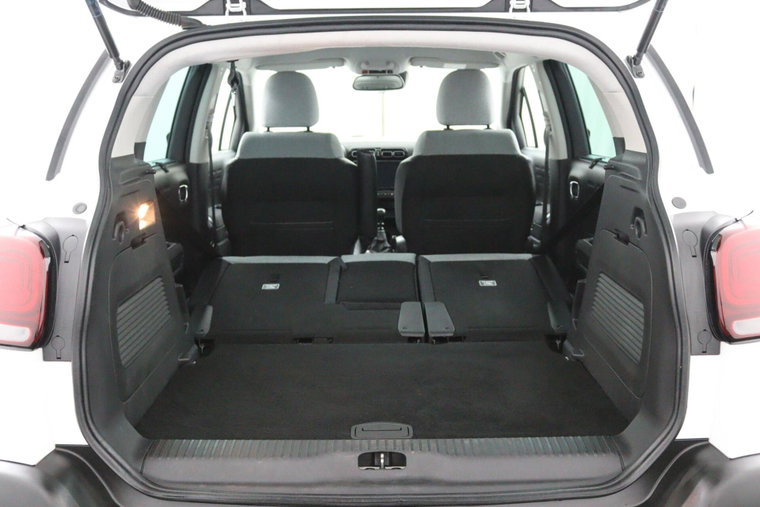 Vehicle Image 39