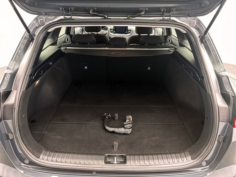 Vehicle Image 35