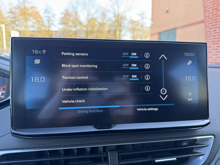 Vehicle Image 30