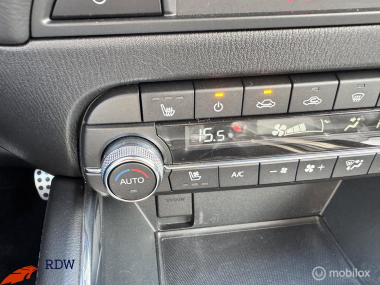 Vehicle Image 26