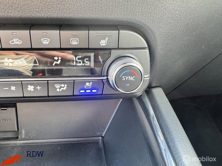 Vehicle Image 38