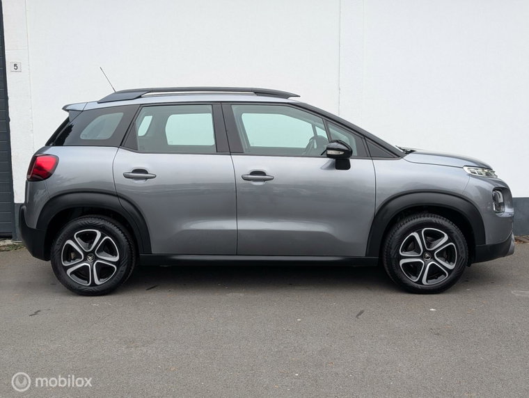 Vehicle Image 17