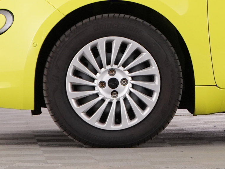Vehicle Image 38