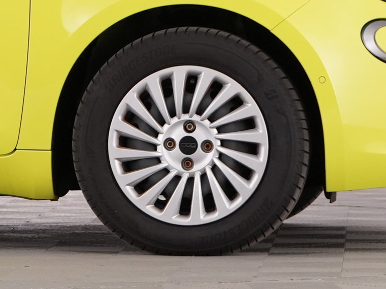 Vehicle Image 41
