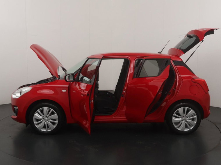 Vehicle Image 18