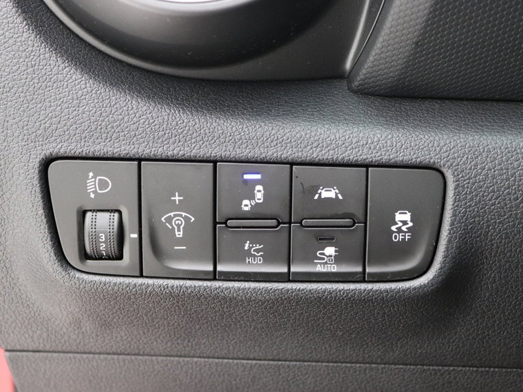 Vehicle Image 28