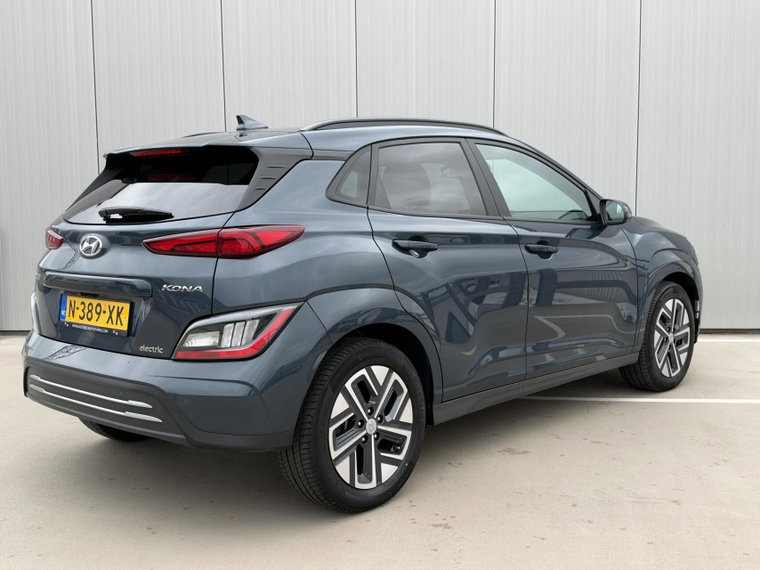 Vehicle Image 38