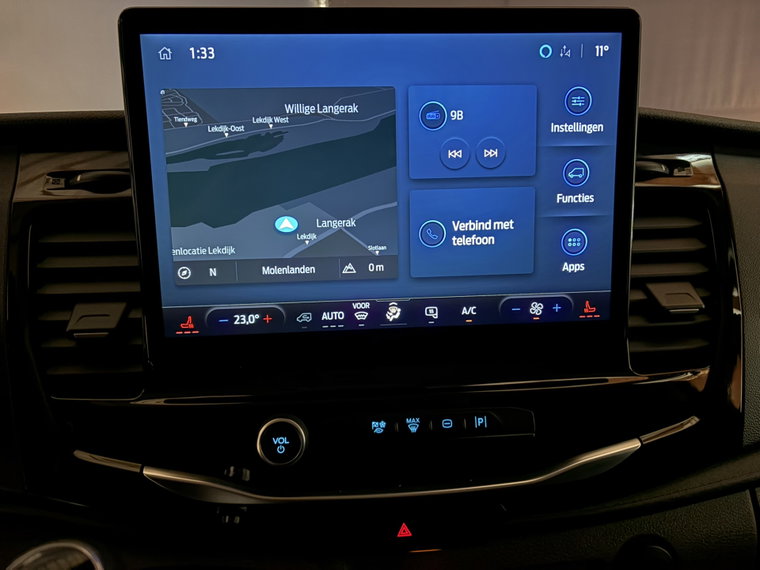 Vehicle Image 17