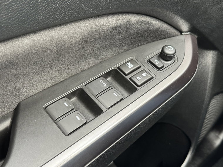 Vehicle Image 27