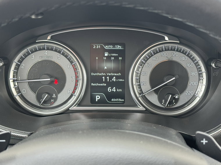 Vehicle Image 32