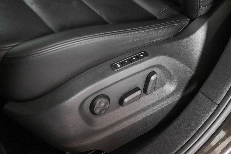 Vehicle Image 47