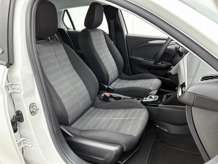 Vehicle Image 37