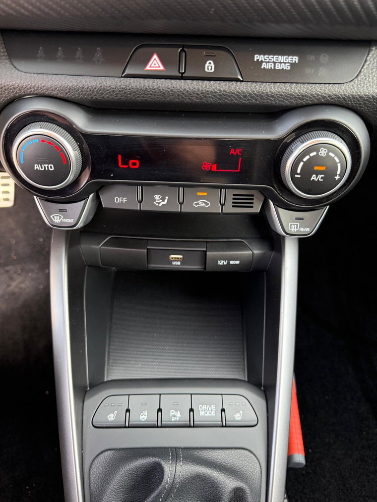 Vehicle Image 24