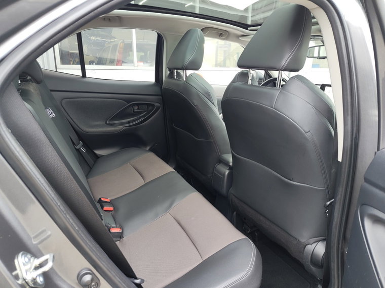 Vehicle Image 31