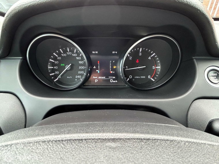Vehicle Image 27