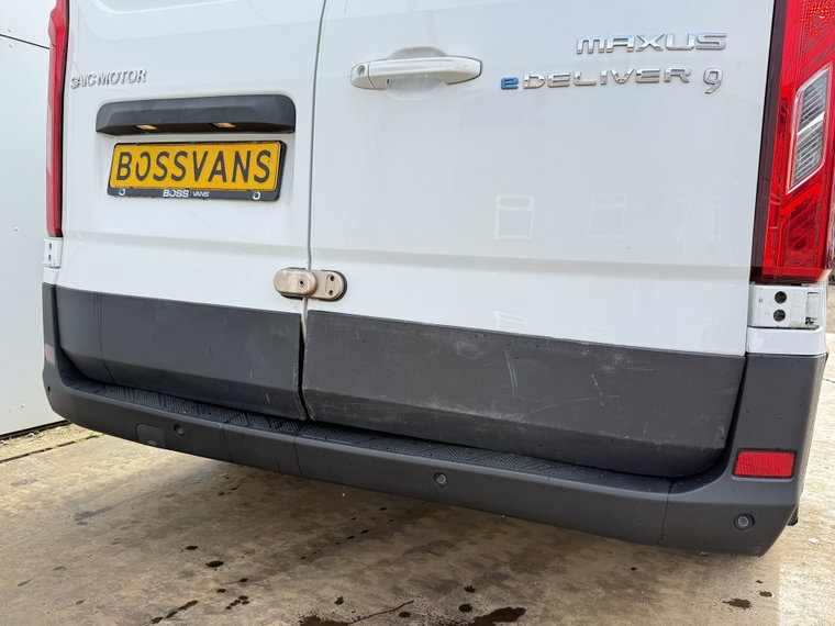 Vehicle Image 17