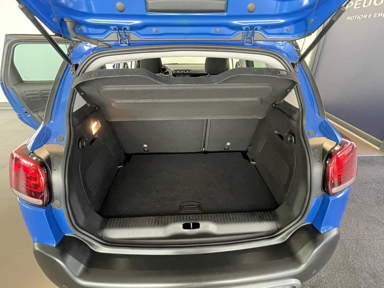 Vehicle Image 21