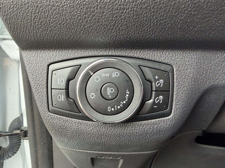 Vehicle Image 24