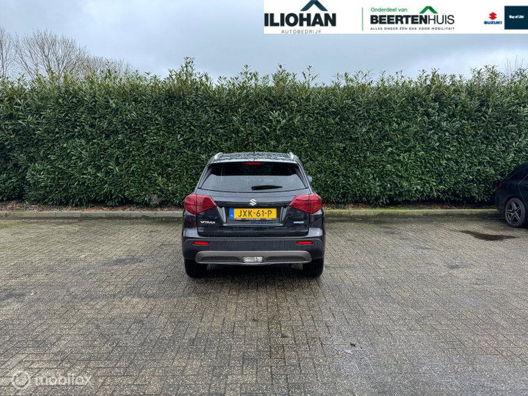 Vehicle Image 6