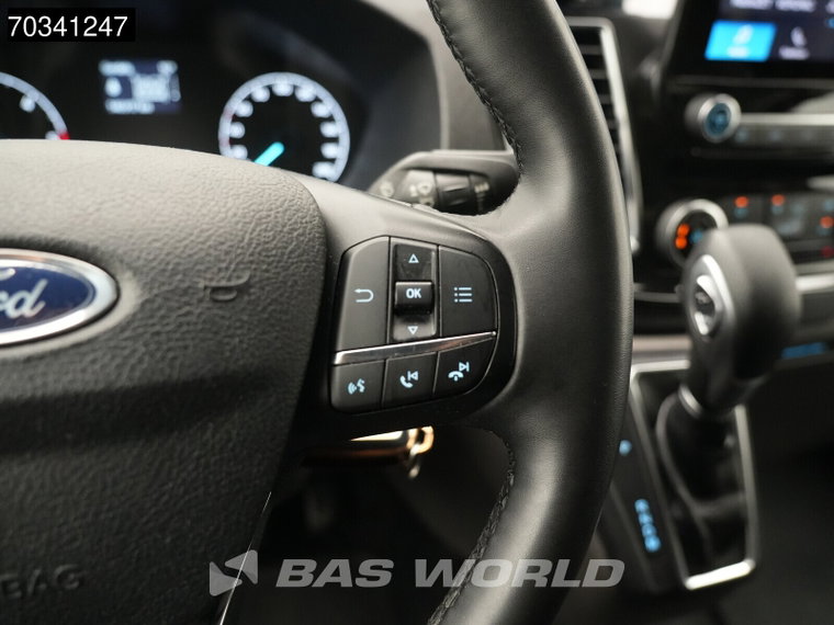Vehicle Image 39