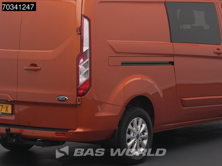 Vehicle Image 43