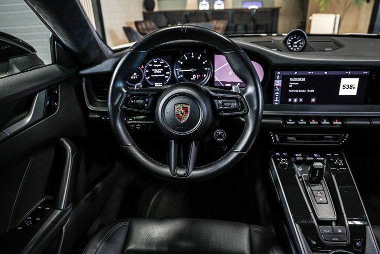 Vehicle Image 30
