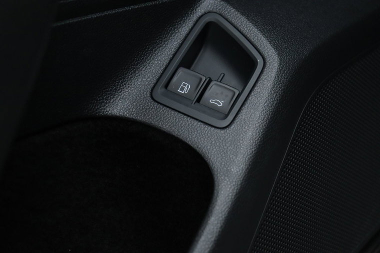 Vehicle Image 45