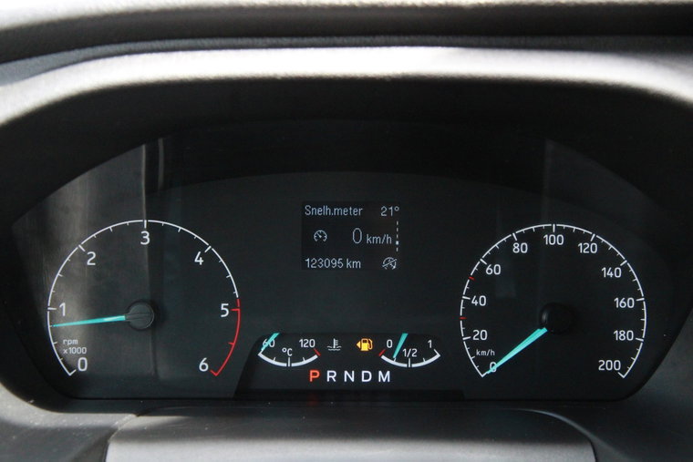Vehicle Image 17