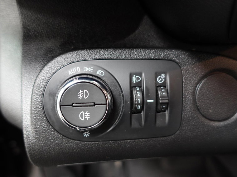 Vehicle Image 36