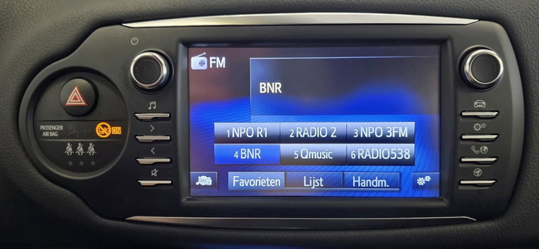 Vehicle Image 19