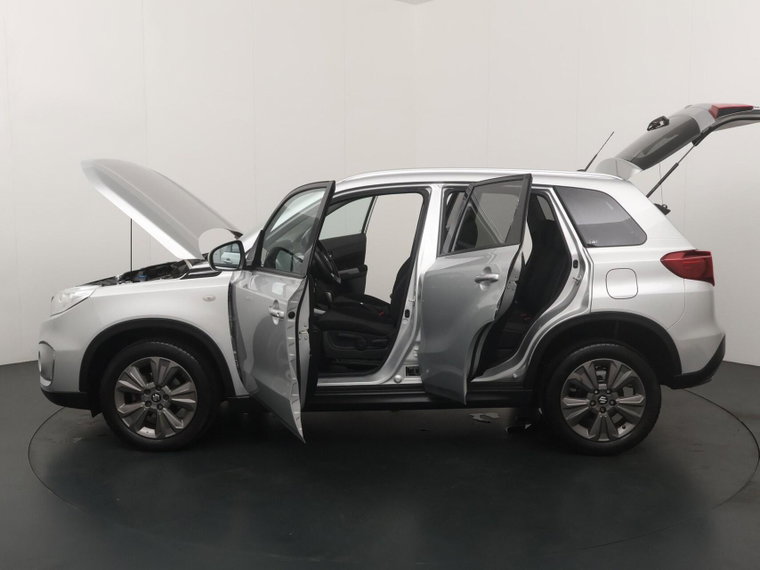 Vehicle Image 19