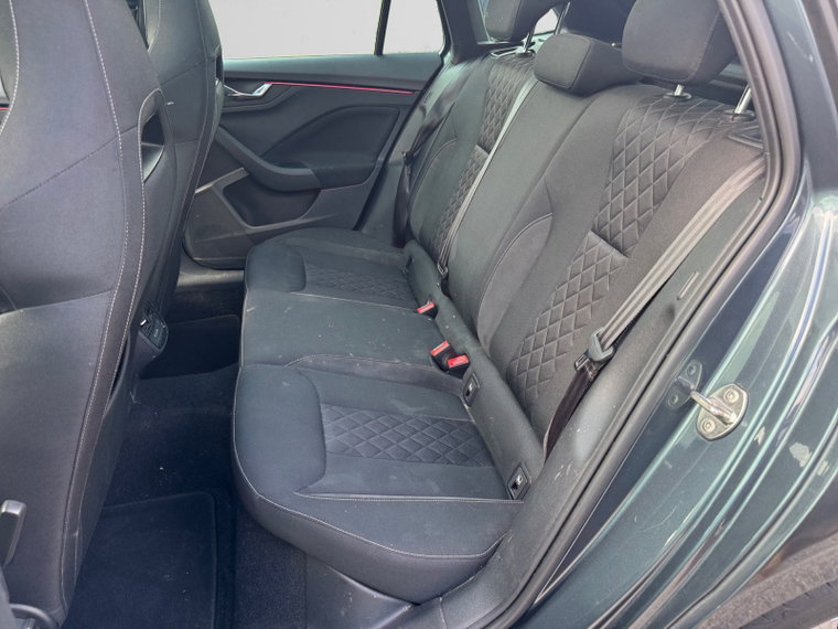 Vehicle Image 17