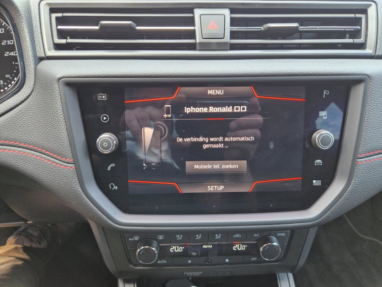 Vehicle Image 25
