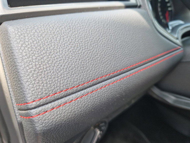 Vehicle Image 33