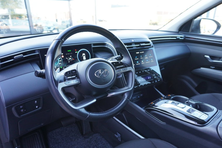 Vehicle Image 13