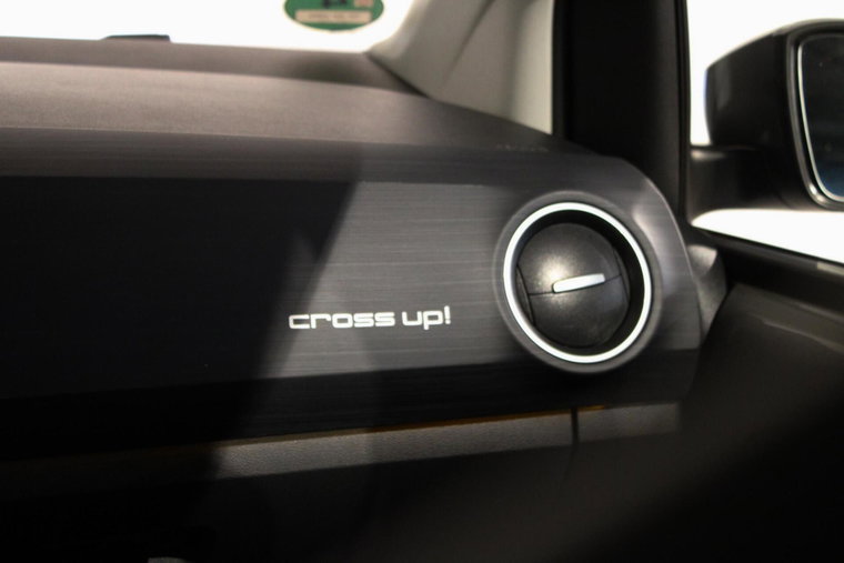 Vehicle Image 40