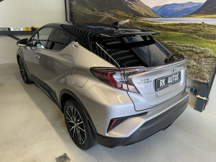 Vehicle Image 14