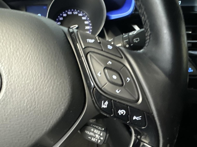 Vehicle Image 24