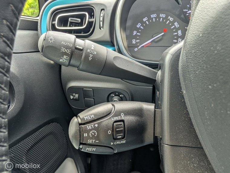 Vehicle Image 22