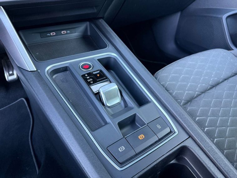 Vehicle Image 39