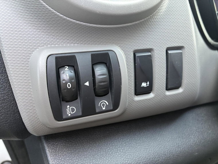 Vehicle Image 26