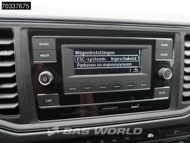 Vehicle Image 27