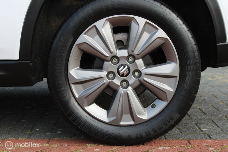 Vehicle Image 16