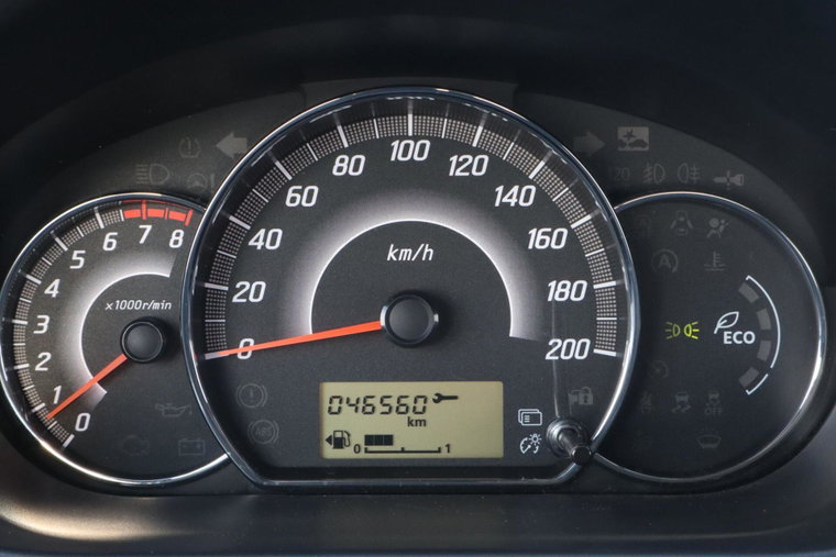 Vehicle Image 8