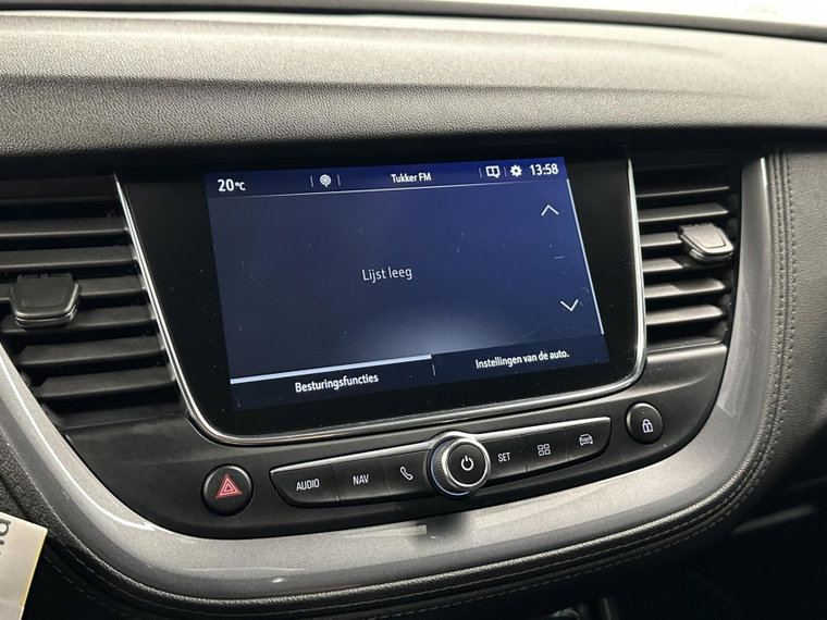 Vehicle Image 38