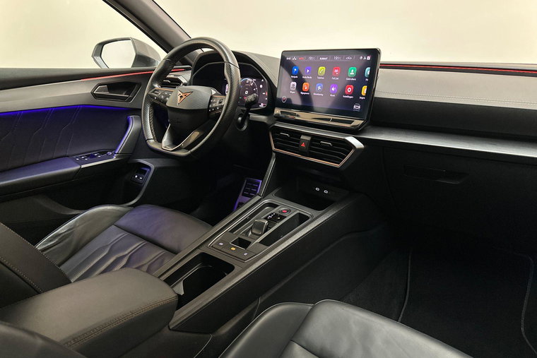 Vehicle Image 14