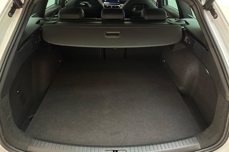 Vehicle Image 37
